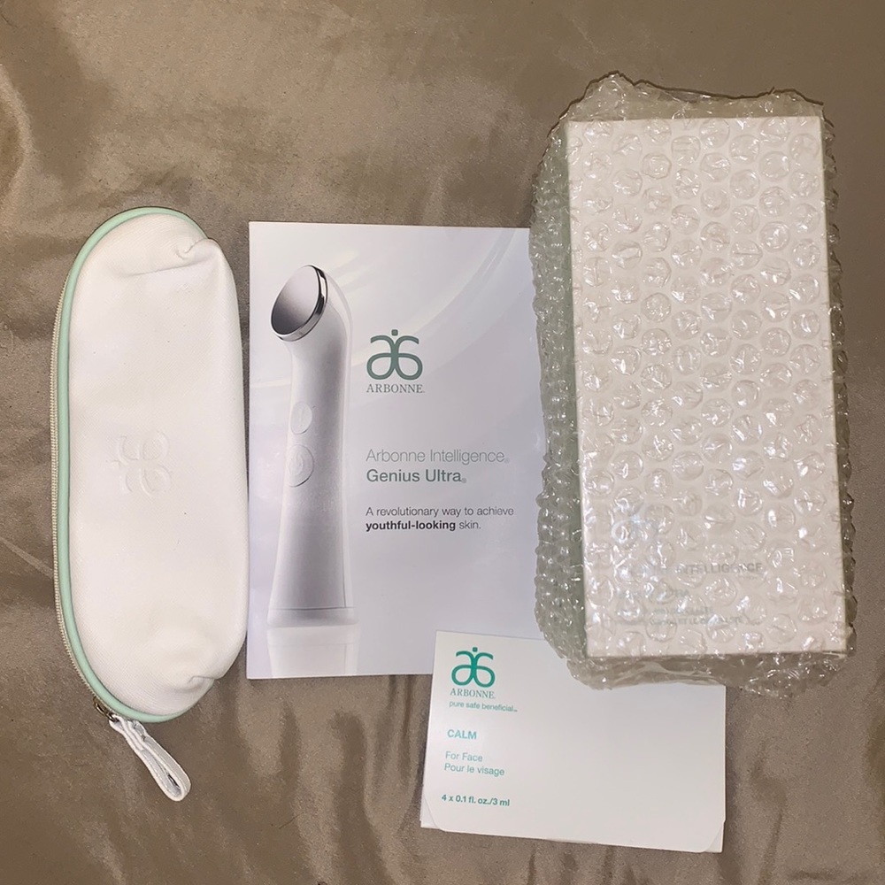 Arbonne’s UltraGenius Wand with calm sample pack!
